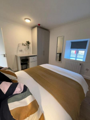 Leixlip 4 Bed Sleeps 7 - Ideal For Intel Workers